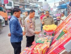 Sambut Tahun Baru, Kapolsek Ingatkan Pedagang Soal Larangan Petasan