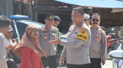 Sambang ke Medang Deras, Kapolres Batu Bara Serukan Perang terhadap Narkoba dan Salurkan Bantuan Sosial