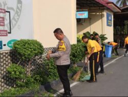 Kapolres Ajak Seluruh Personel Kurve, Mari Bersama Jaga Kebersihan Lingkungan