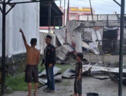 Ponsel Milik Eko Terbakar, Kapolsek Cek TKP, Korban Mengalami Kerugian 50Juta