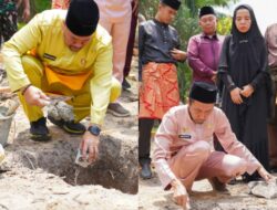 Bupati Letakkan Batu Pertama Pembangunan Rumah Tahfiz Al-Qur’an di Dusun Nurul Iman