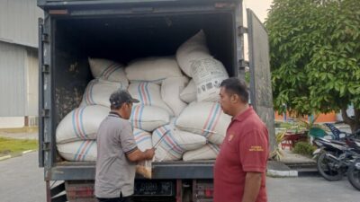 Jumat Berkah: Polres Batu Bara Salurkan 6,783 Ton Jagung ke Bulog Asahan, Total Kuartal I 2026 Tembus 159,907 Ton