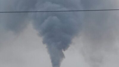 Asap Pabrik Mengepul, Warga Sekitar Dipaksa Hirup Polusi Setiap Hari