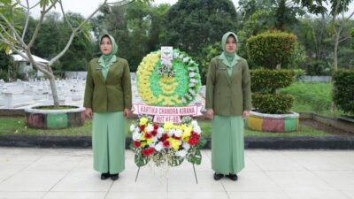 Ketua Persit KCK Cabang XXXV Dim 0208 Pimpin Ziarah Rombongan di TMP Kisaran