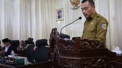 Bupati Sampaikan Jawaban atas Pandangan Umum Fraksi dalam Rapat Paripurna DPRD