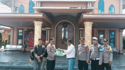 Kapolsek Hadir di Tengah Jemaat, Giat Minggu Kasih Digelar di Gereja HKBP