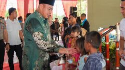 Paskah Oikumene Tahun 2026, Wabup Serahkan 100 Paket Sembako untuk Anak Yatim Piatu