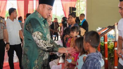 Paskah Oikumene Tahun 2026, Wabup Serahkan 100 Paket Sembako untuk Anak Yatim Piatu
