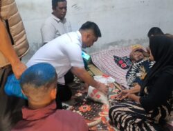 Kasat Narkoba Berbagi Kepada Warga, Doakan Batu Bara Bersih dari Bahaya Narkoba