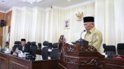 DPRD Gelar Rapat Paripurna, Bupati Sampaikan Jawaban atas Pandangan Umum Fraksi Terkait Ranperda Perubahan Bentuk Hukum PT Pembangunan Batra Berjaya