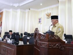 DPRD Gelar Rapat Paripurna, Bupati Sampaikan Jawaban atas Pandangan Umum Fraksi Terkait Ranperda Perubahan Bentuk Hukum PT Pembangunan Batra Berjaya