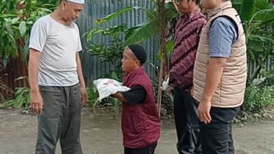 Satnarkoba Berbagi Jumat Berkah, Kasat: Mudah-mudahan Bermanfaat dan Menjadi Berkah bagi Masyarakat