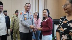 Apresiasi Pengabdian, Guru Sekolah Minggu di Batu Bara Terima Insentif