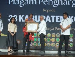 Bupati Batubara Raih Penghargaan Kementerian Hukum RI atas Komitmen Pelayanan Hukum di Batu Bara