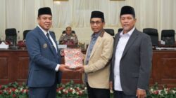 Wabup Sampaikan Nota Ranperda Pertanggungjawaban Pelaksanaan APBD Tahun Anggaran 2025