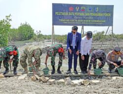 Tandai Dimulainya Pembangunan, Bupati Batu Bara dan Danrem 022/PT Letakkan Batu Pertama Turap di TMMD ke-129