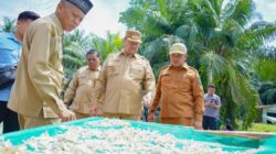 Bupati Baharuddin: Potensi Desa Sentang Harus Dikembangkan Secara Maksimal