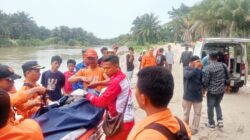 Bersama BPBD dan Warga Temukan Korban Diduga Hanyut di Sungai Dalu-Dalu