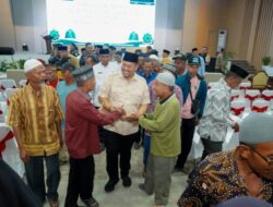 Pemkab Batu Bara dan Baznas Salurkan Insentif Bilal Mayit, Penggali Kubur, dan Guru Mengaji