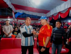 Bupati Batu Bara Nobar Final Piala Dunia 2026 Bersama Masyarakat
