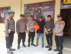 Selain Jalankan Si Bara, Kapolsek Lima Puluh Hadir di Tengah Masyarakat Lewat Aksi Jumat Berkah