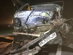 Mobil Berhenti di Badan Jalan Tanpa Rambu, Dua Orang Terluka dalam Kecelakaan di Sei Balai