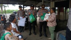Jumat Berkah, Polsek Lima Puluh Hadir Berbagi untuk Warga
