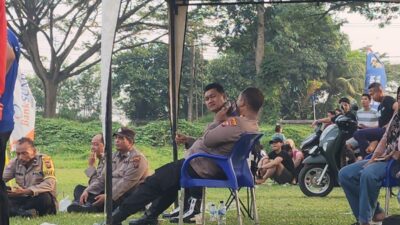 Personel Polsek Lima Puluh Aktif di Lapangan, Pastikan Mini Soccer Berlangsung Aman dan Sejuk