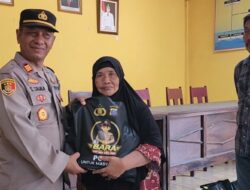 Salurkan Bantuan Jumat Berkah, Kades Dile Ucapkan Terima Kasih kepada Kapolres Batu Bara melalui Kapolsek Lima Puluh