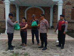 Kapolsek Gelar Minggu Kasih, Berbagi Kasih dengan Jemaat di Gereja