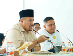 Komitmen Tingkatkan Pelayanan Kesehatan, Bupati Baharuddin Bertemu Dokter RSUD H. OK Arya Zulkarnain