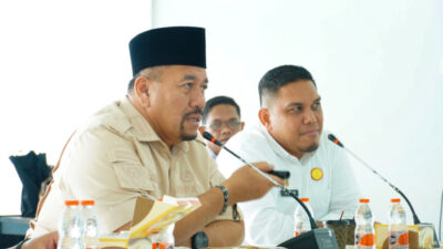 Komitmen Tingkatkan Pelayanan Kesehatan, Bupati Baharuddin Bertemu Dokter RSUD H. OK Arya Zulkarnain