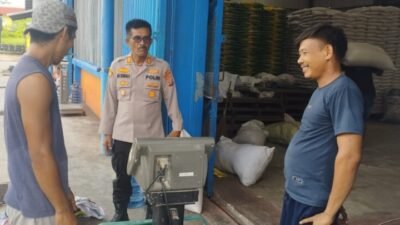 Polres Batu Bara Kembali Salurkan Hasil Panen Jagung ke Bulog Asahan