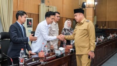 Wabup Batu Bara Hadiri Rapat Paripurna Pendapat Akhir Fraksi terhadap rancangan KUPA – PPAS
