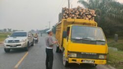 Patroli Jalinsum, Satlantas Batu Bara Tindak Truk Bermuatan Berpotensi Picu Kecelakaan