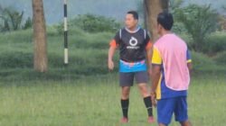 Jaga Kebugaran dan Kekompakan, Kapolres Batu Bara Ajak Personel Bermain Sepak Bola