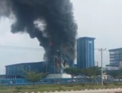 Kebakaran Hebat Pabrik di KEK Sei Mangkei, 3 Karyawan Tewas Lompat dari Ketinggian