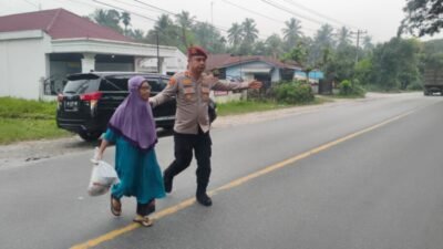 Hadir di Tengah Aktivitas Pagi Masyarakat, Polres Batu Bara Intensifkan Strong Point demi Keselamatan Pengguna Jalan