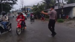 Awali Aktivitas Pagi, Personel Polres Batu Bara Siaga Atur Arus Lalu Lintas