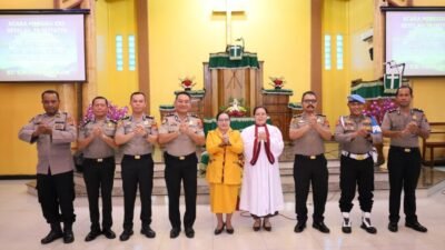 Gelar Minggu Kasih di Gereja HKBP Lima Puluh, Kapolres Jalin Pererat Silaturahmi dengan Jemaat